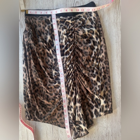 Joie Ornica Leopard Print Ruched Asymmetrical Hem Handkerchief Skirt 4 - Picture 8 of 9